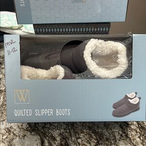 Brand new Wayland Square men’s XL 11-12 quilted slipper boots